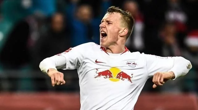 国足球新星 国足球新星